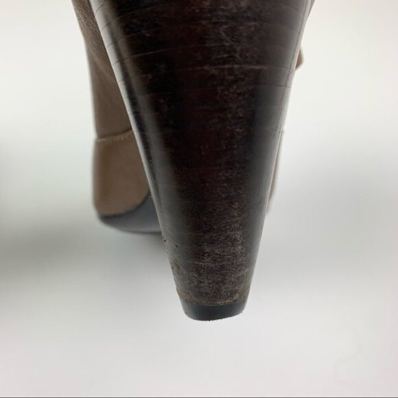 Söfft Tan Leather Heeled Bootie size 7 - Picture 9 of 9